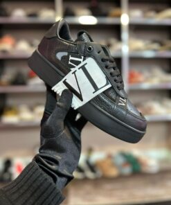 Adidași din piele Vltn #