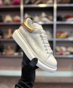 Adidași MQ, albi cu auriu #