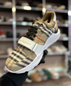 Alternative view of Adidași BRB #