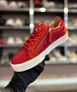 Alternative view of Adidași GZ #