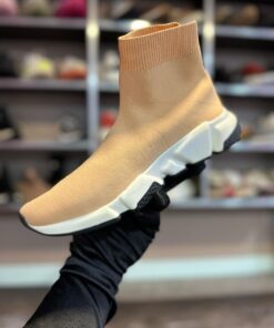 Alternative view of Adidași BB cu defect #