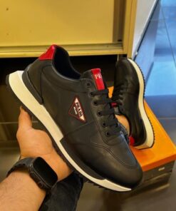 Adidași Prada Mo