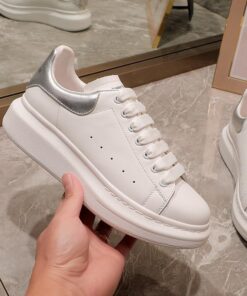 Adidași MQ, albi cu argintii #