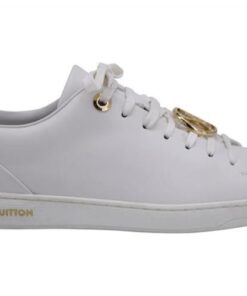 Alternative view of Adidași VL #