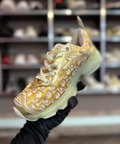 Alternative view of Adidași DR/ Mărime mică #