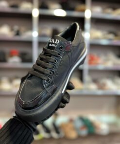 Alternative view of Adidași Prd #