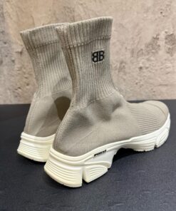 Alternative view of Adidași BB #