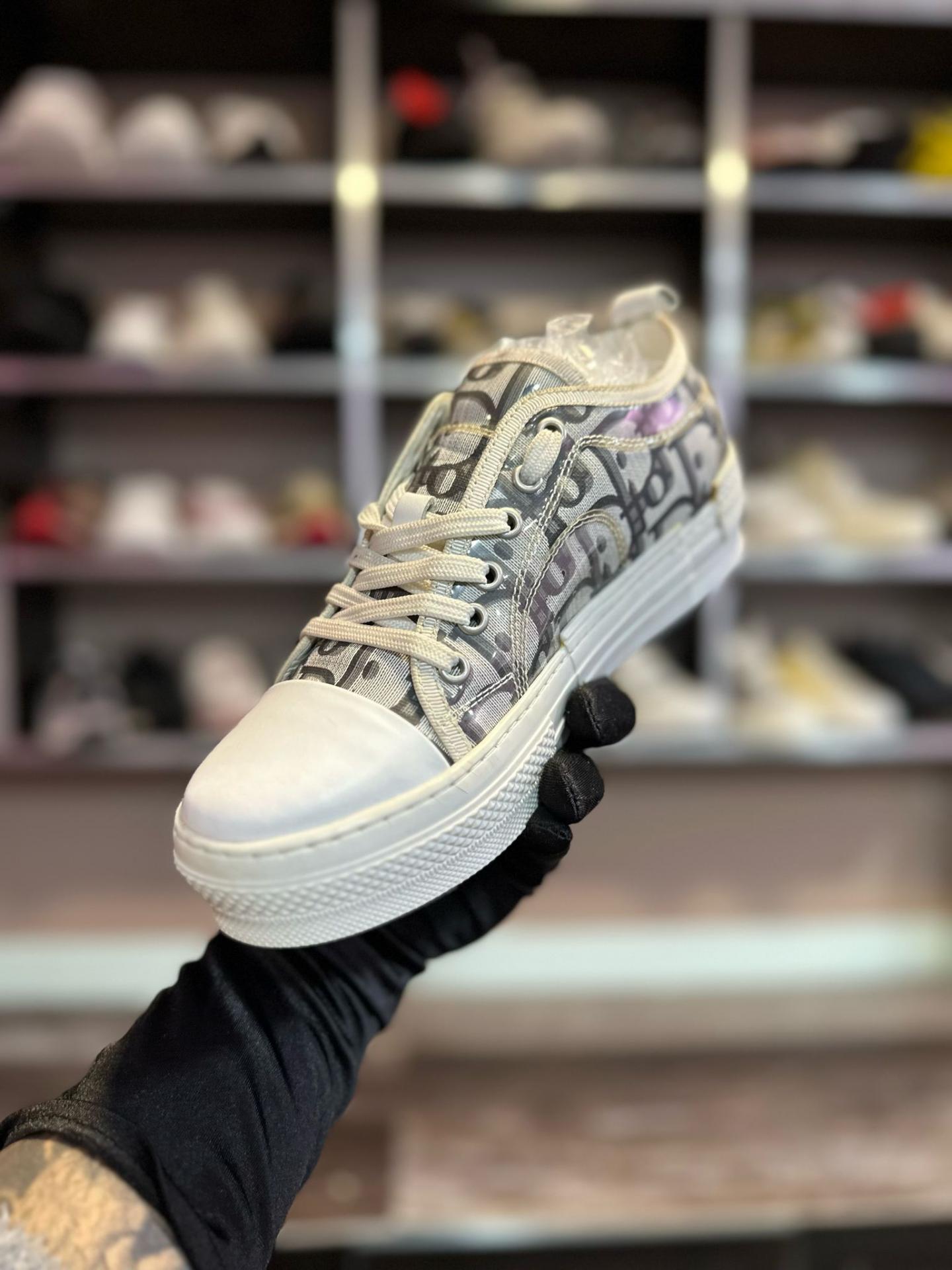 DR # Adidași - imagine 2